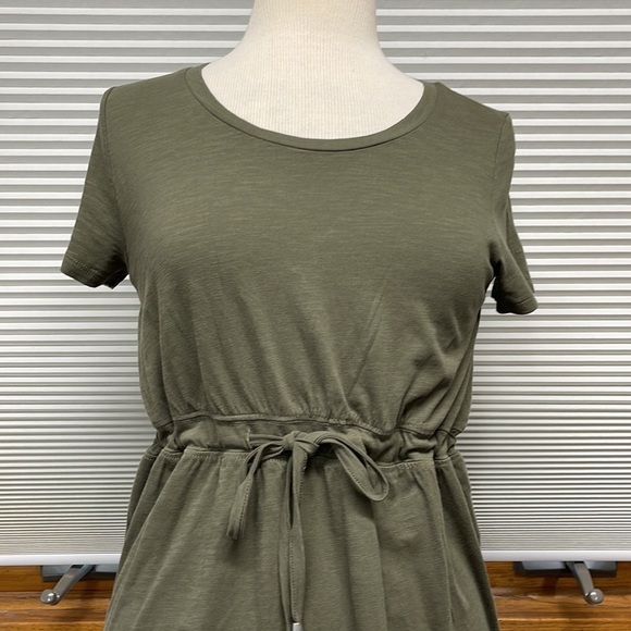 Mama Licious NWT Olive Ivy Green Annabell Short Sleeve Jersey Dress - Picture 2 of 11